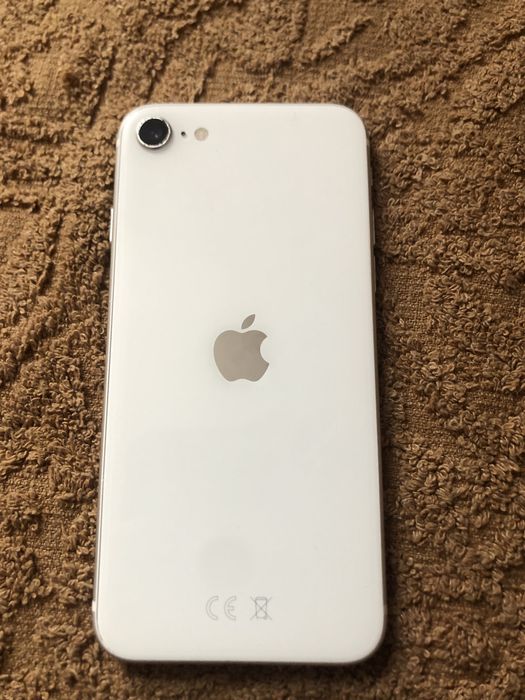 Обменяю/продам IPhone 8 И IPhone SE 2020