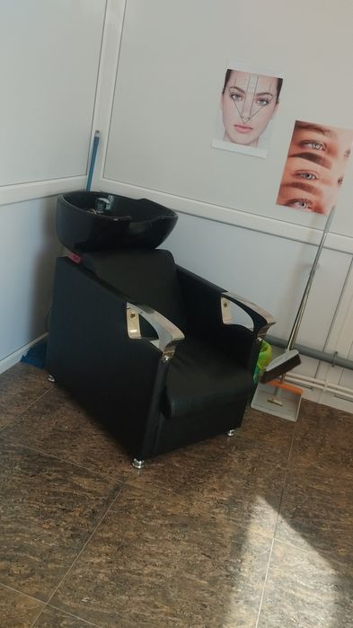 Сдается место парикмахеру