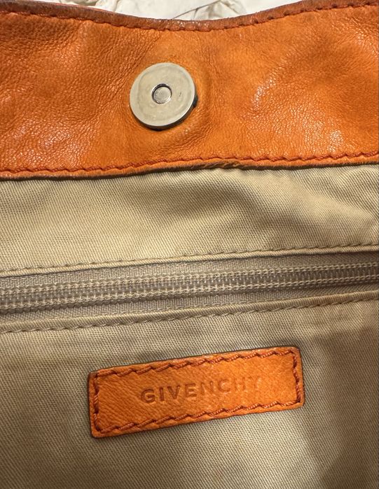 Vand geanta de piele originala Givechy