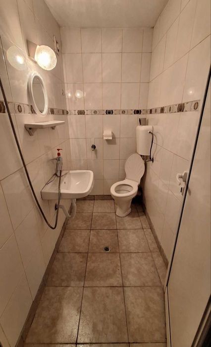 Къща в град Дебелец