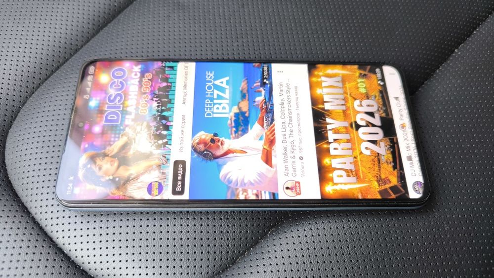 Игровой , двухсимочный Xiaomi 12 T .
