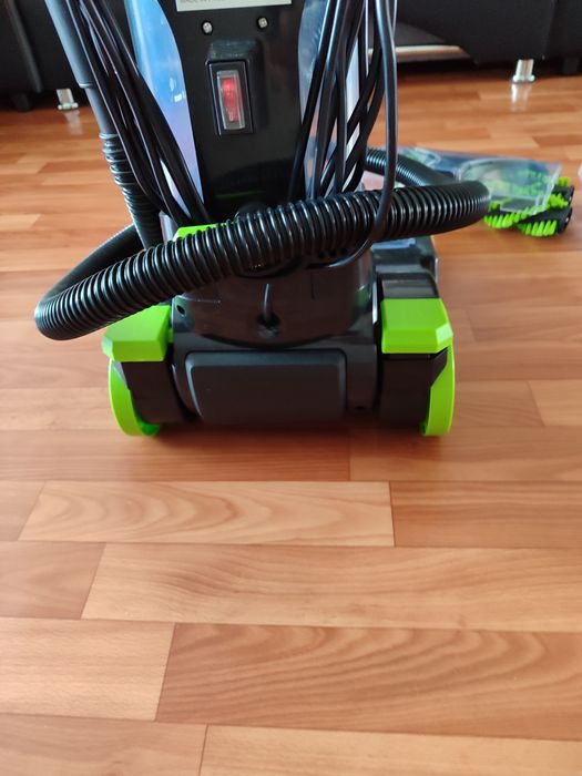 Продам моющий пылесос