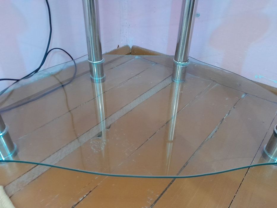 Подставка под телевизор