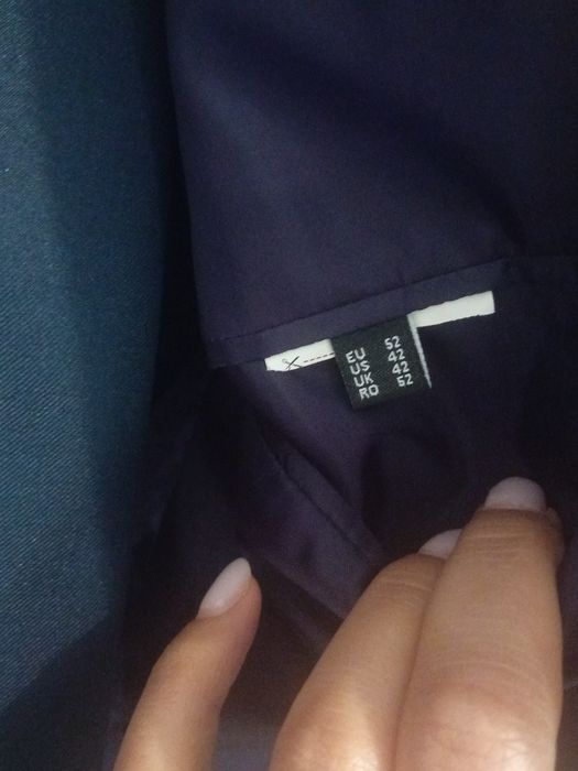 Costum pt barbati ,marimea 52,purtat o singura data