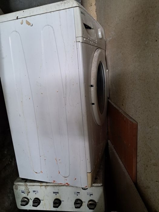 Стиральная машина. Веко