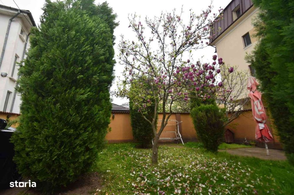 Casa central de inchiriat central locuri de parcare