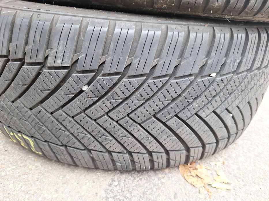 Anvelope 225/40/19 All sezon 2 buc