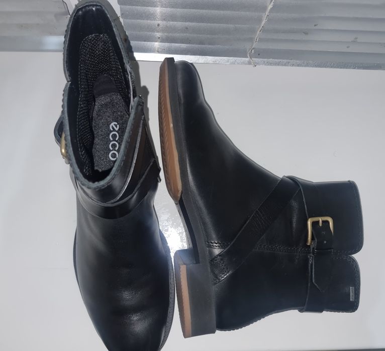 Кожаные сапоги 40 размера