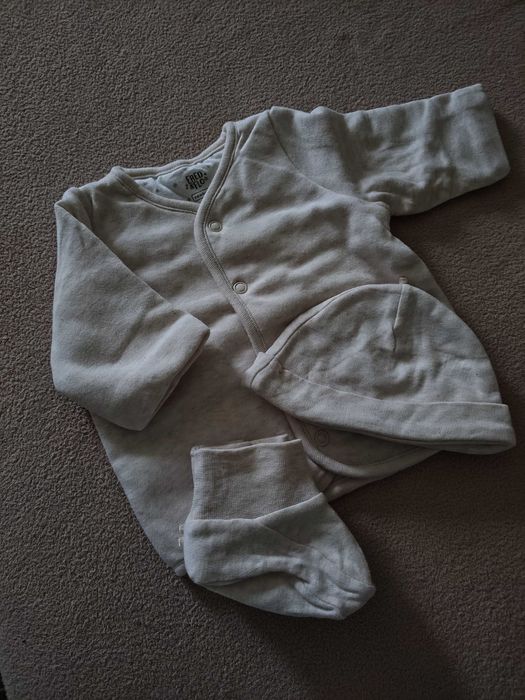 Дрешки за новородено