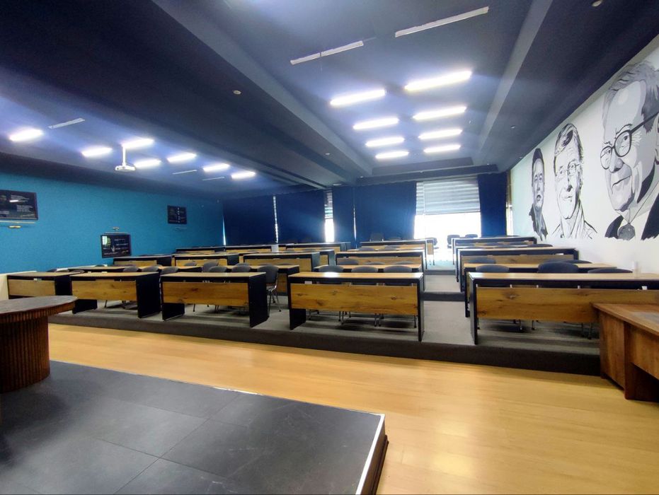 АРЕНДА КОММЕР-ГО ЗДАНИЯ | ПЕРВАЯ ЛИНИЯ| автосалон,учебнный,цент [TY]