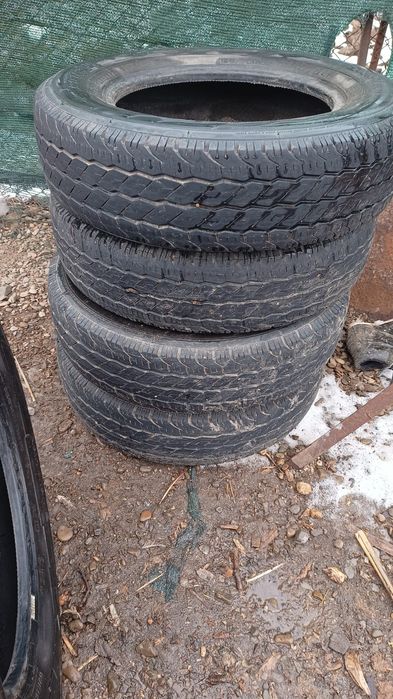 Vând cauciucuri de vară 195 75 r16c