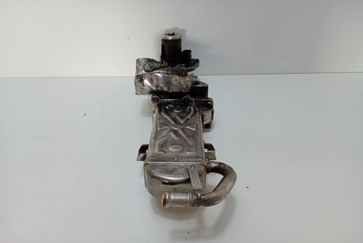 Racitor gaze 03L131512DQ Volkswagen VW Passat B7 seria