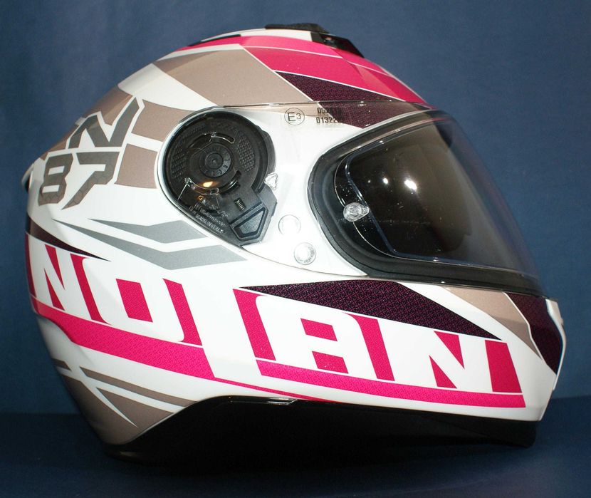 Каска за мотор Nolan N87 размер XXS, неразличима от нова.