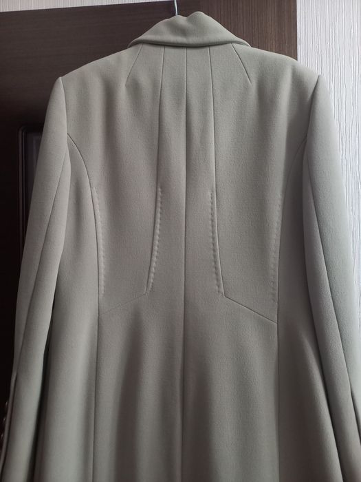 Пальто осенние приталенное