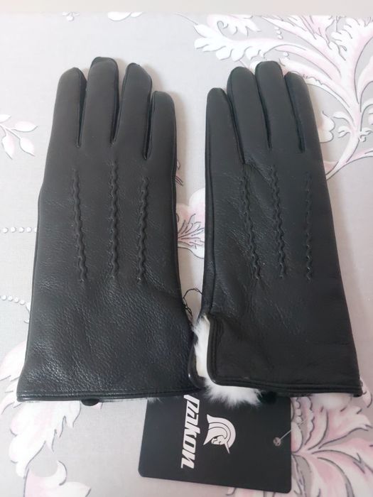 Кожаные женские перчатки