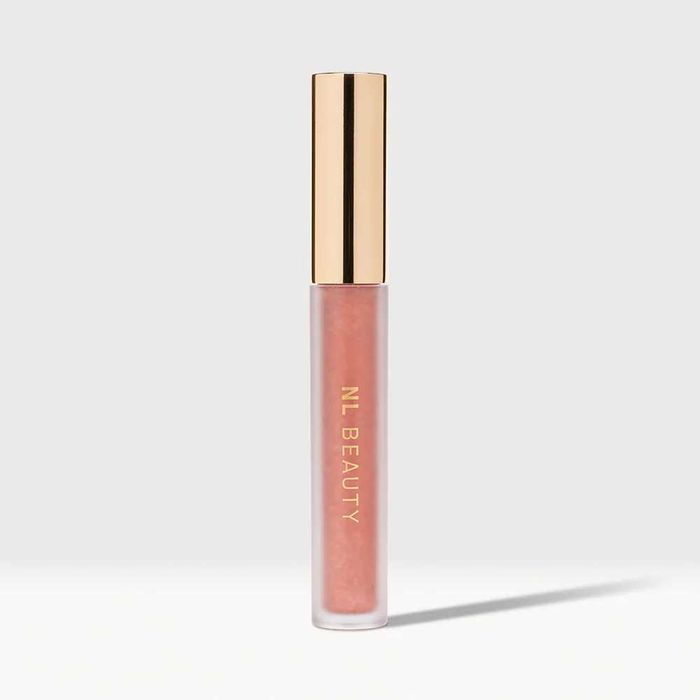 Гланц за устни NL BEAUTY Ibiza - чисто нов