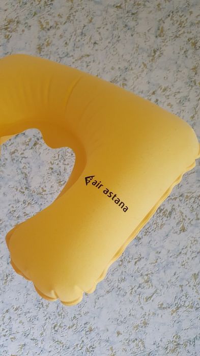 Подушка на шею в дорогу