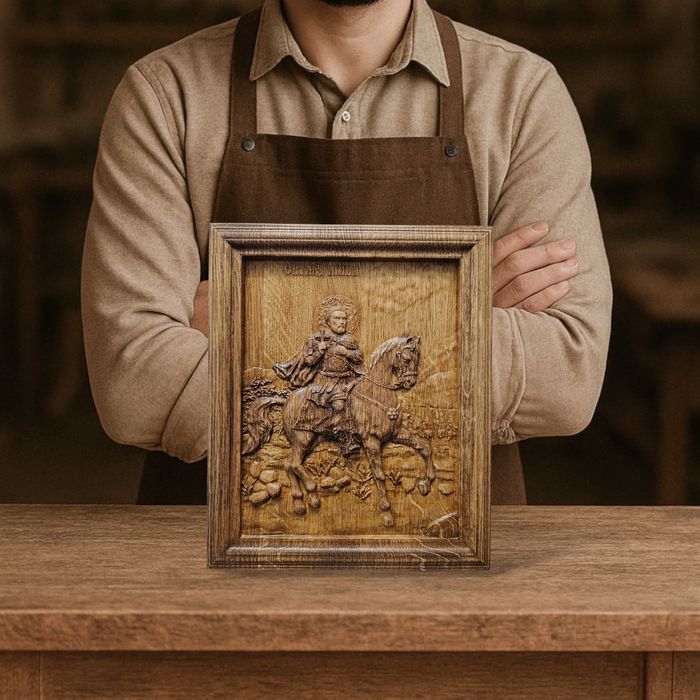 Дърворезби, Икони и дървени изделия