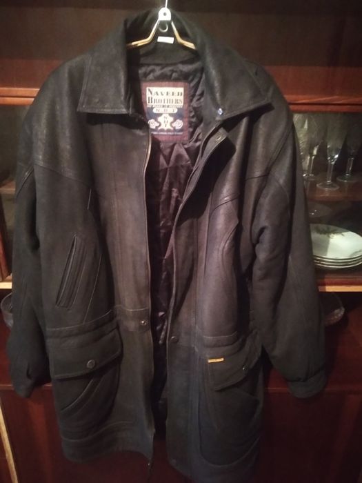 Продаётся куртка.