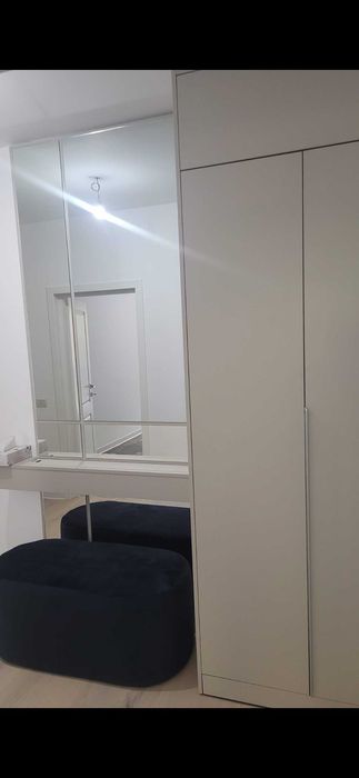 Vând apartament 3  camere .