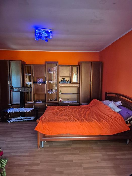 Casa cu 3 camere in Acatari