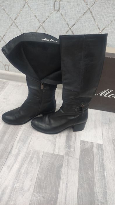 женские сапоги ,