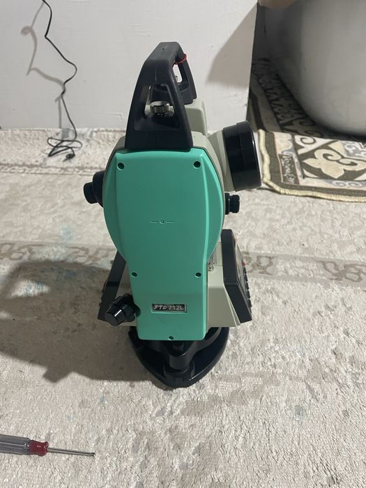 срочно продам тахеометр