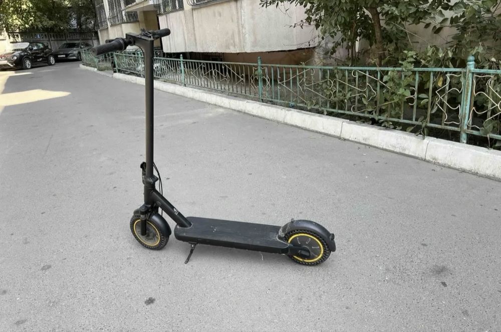 Продам электросамокат KUQUAY MAX G-30