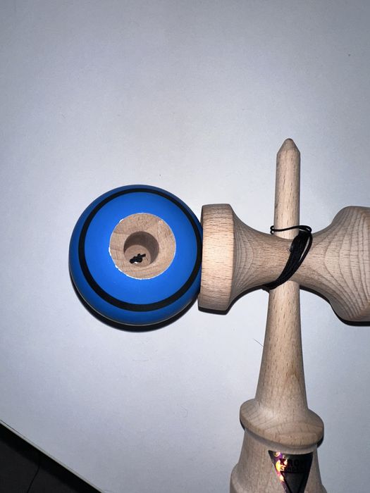kendama krom strogo nelansata cu ken lambo shape
