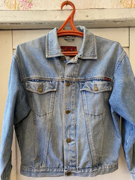 Джинсовая куртка