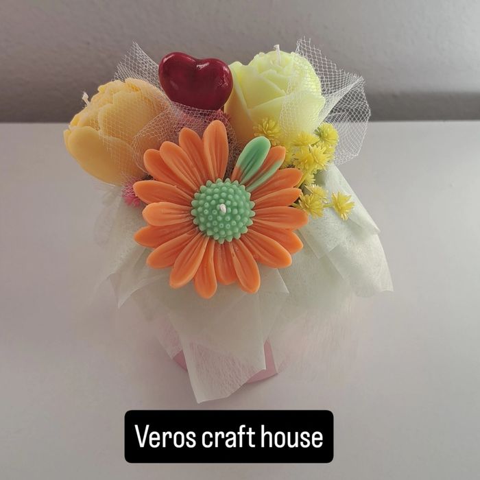 Ароматни соеви свещи букети