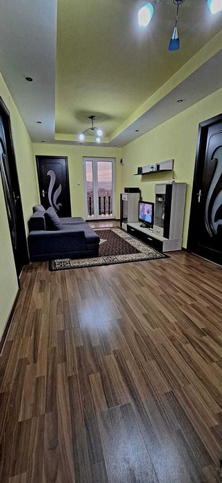 Casa curte gradina