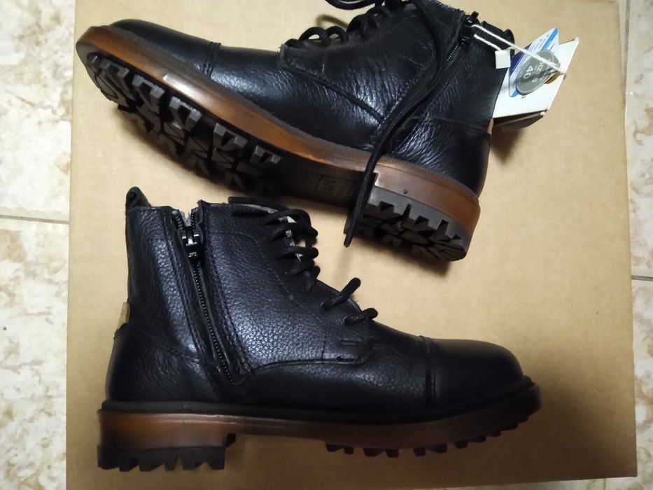 ZARA Естествена кожа -30 размер