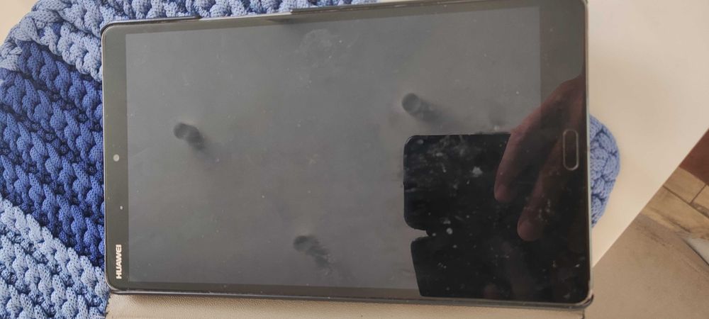 Продам планшет Huawei Media Pad M5
