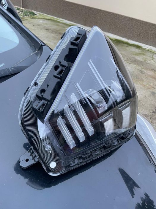 Far Stânga Hyundai Kona 2024 FULL LED