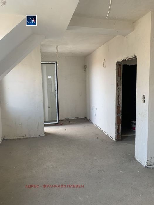 Продава се Многостаен апартамент в Плевен, Широк център - 153 кв.м за 1210 €/кв.м - Снимка #2