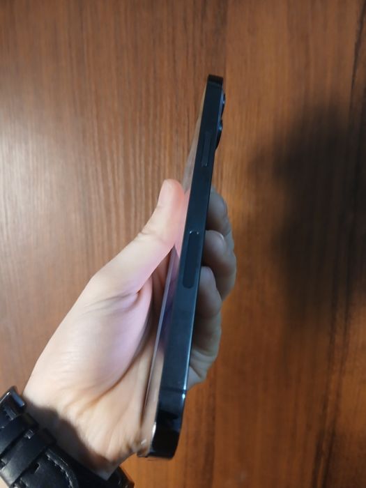 Iphone 12pro max sotiladi