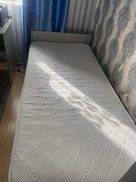 кровать полуторка