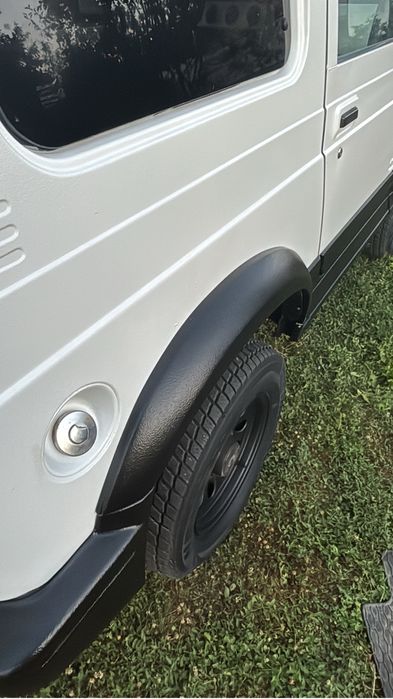 Vand Suzuki samurai