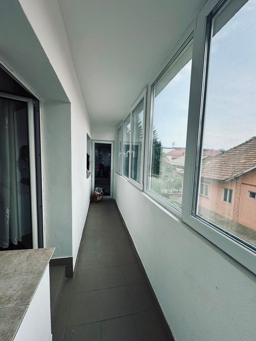 Apartament 2 camere | decomandat | etaj 2 | strada Rodnei