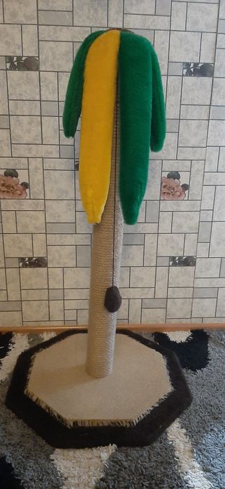 Продам когтеточку "Пальма"