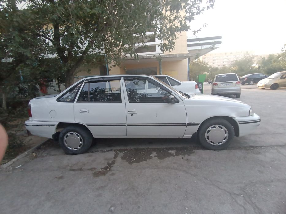 Nexia 1 sons 1999yil prabek:3,5krug yurgan