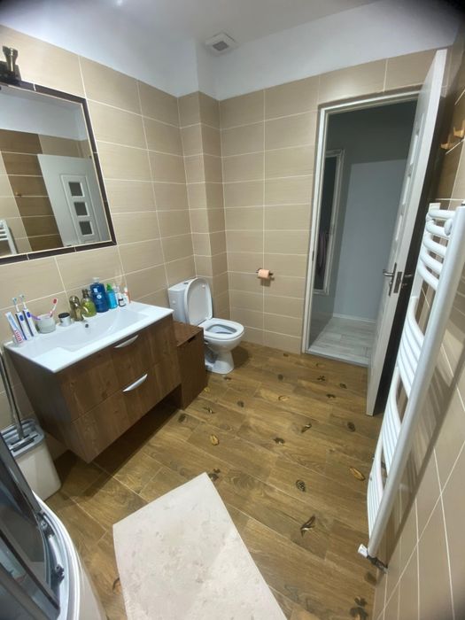 Vând apartament în Apahida