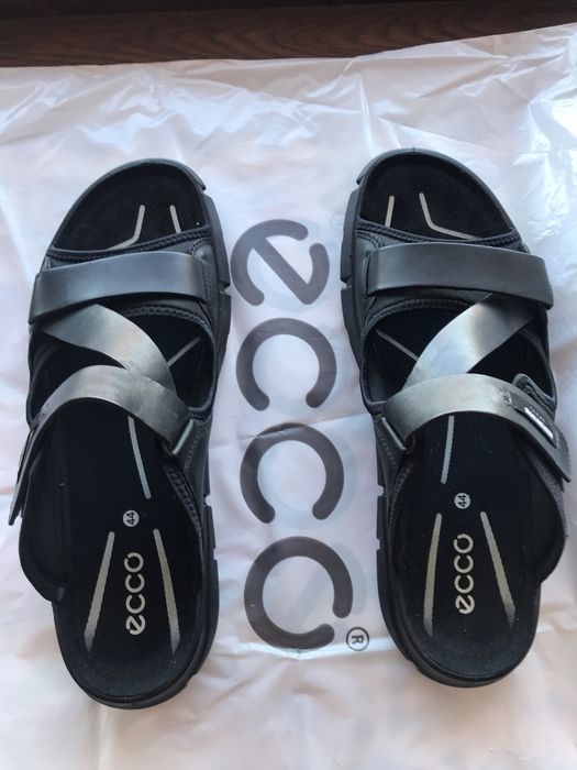 Продам сандалии ECCO