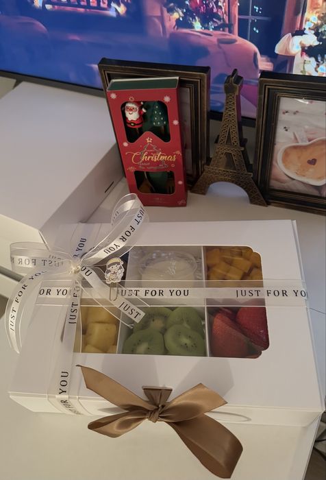 Подарочный набор фруктов