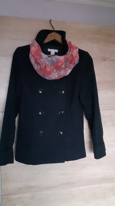 Намалени 2 броя палта за момичета