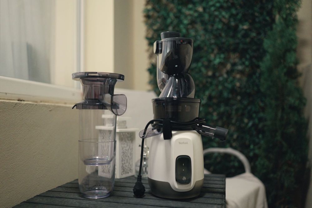 Сокоизтисквачка машина за фреш