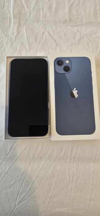 Vând telefon iphone 13