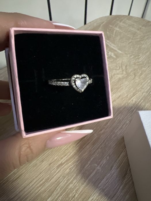 Серебряное кольцо