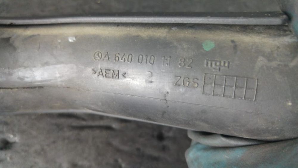 Furtun separator ulei 2.0 cdi mercedes a-class w169 a6400101182